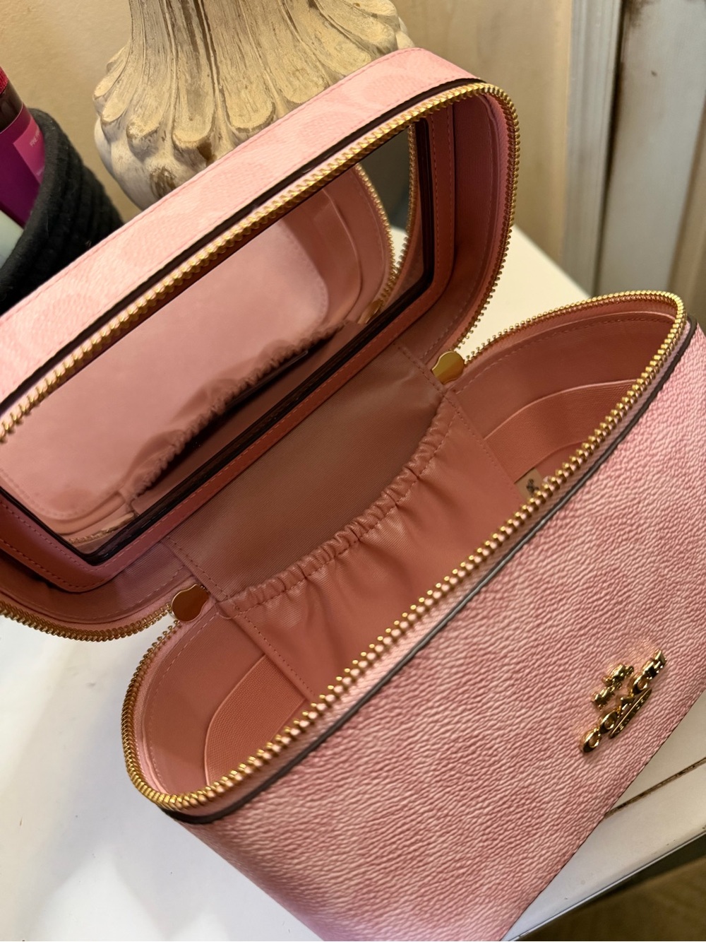 Powder Pink Coach Vanity Case - Picture 5 of 5